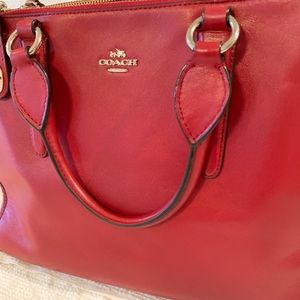 Not quite vintage coach bag